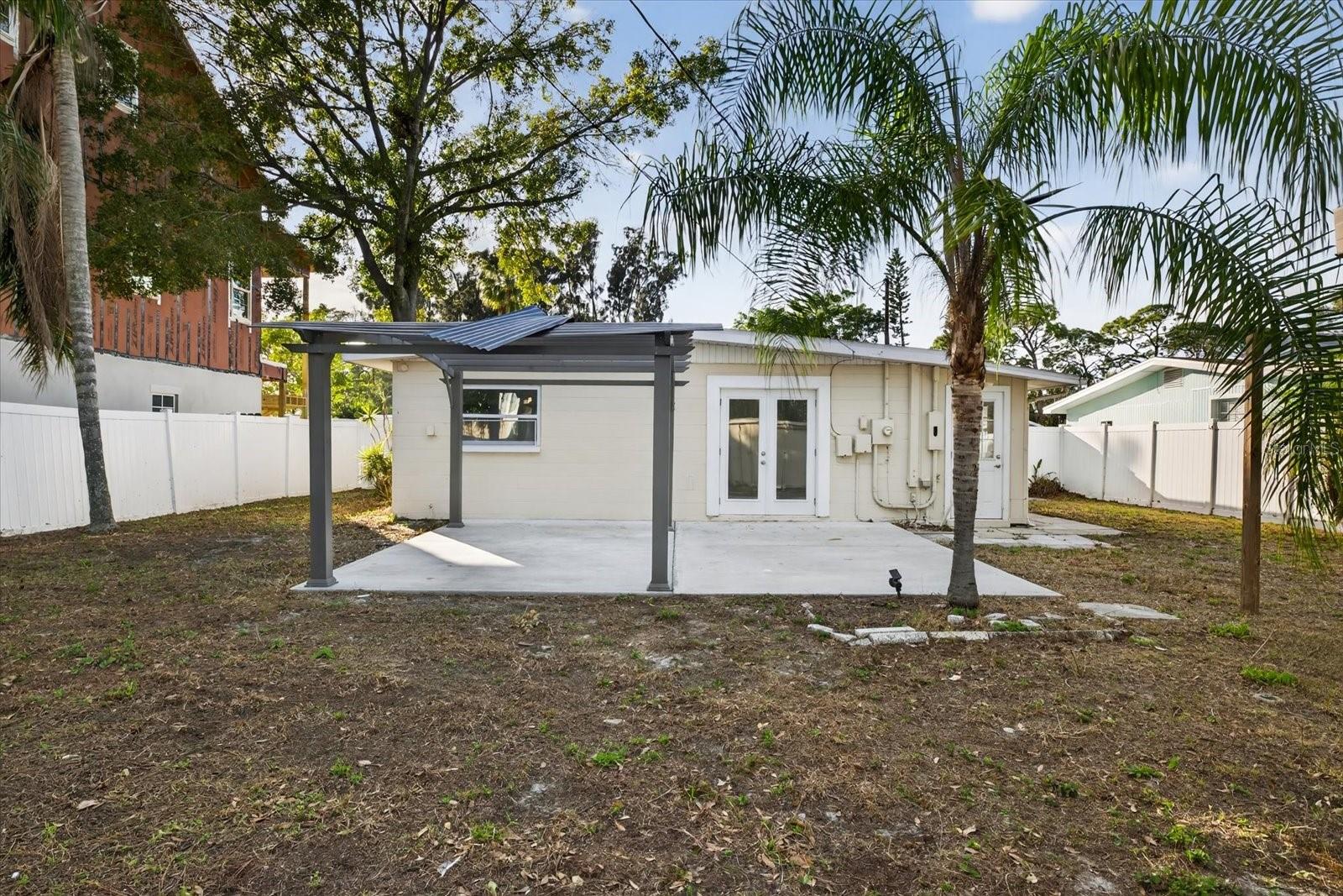 Image 27 of 30 For 9015 Bay Street Ne