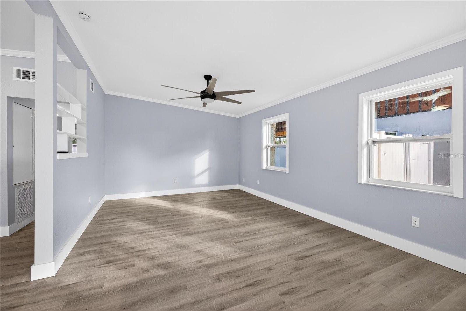 Image 4 of 30 For 9015 Bay Street Ne