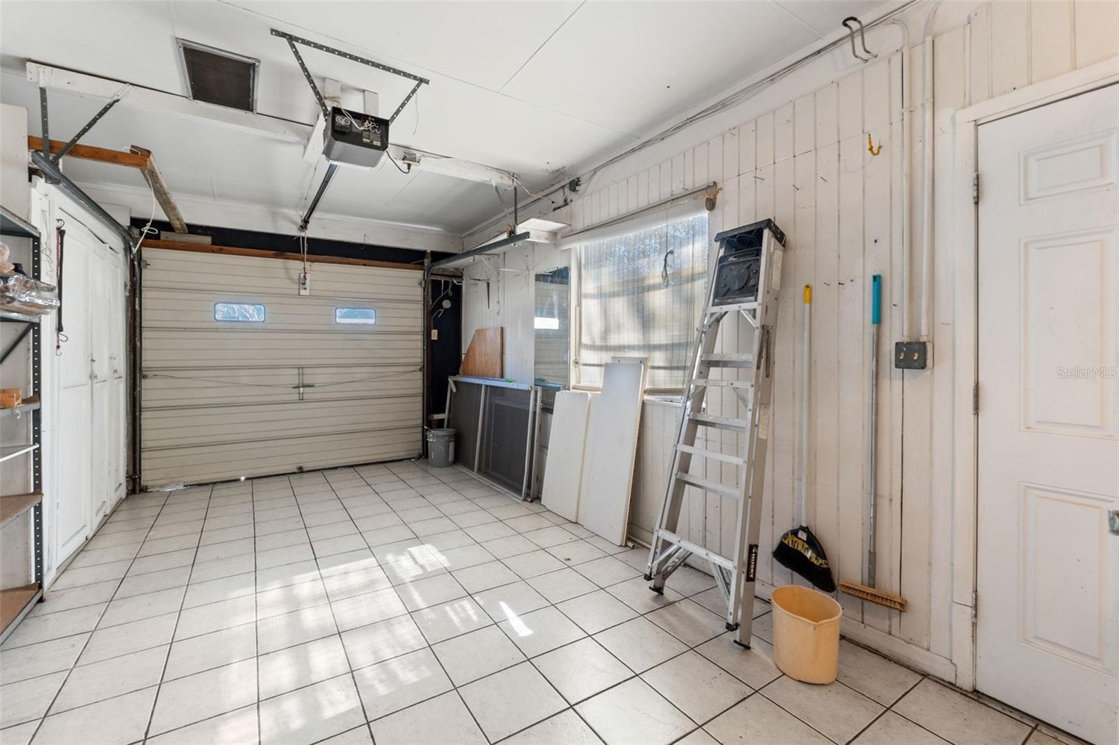 Image 32 of 50 For 7222 Holiday Drive