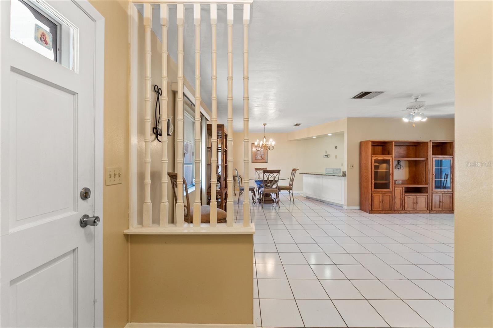 Image 8 of 50 For 7222 Holiday Drive