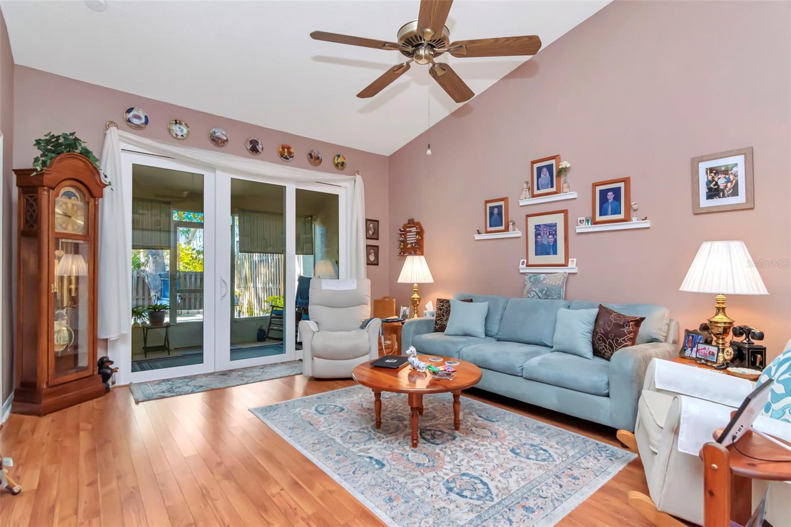 Image 14 of 65 For 2978 Brookfield Lane