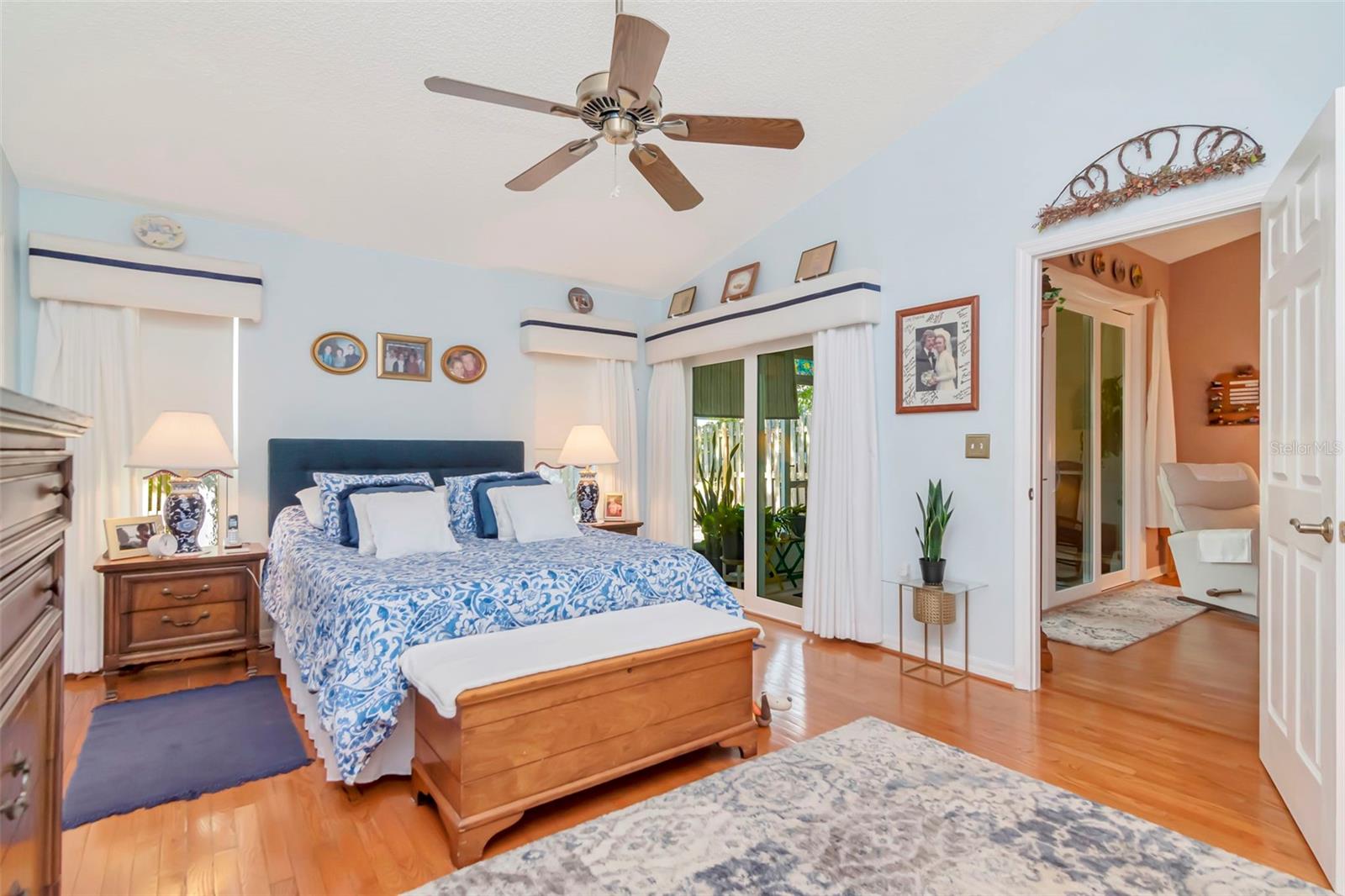 Image 29 of 65 For 2978 Brookfield Lane