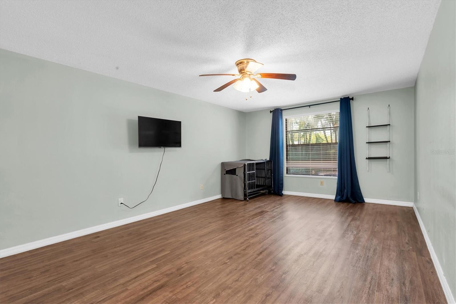 Image 11 of 33 For 502 Timber Bay Circle E