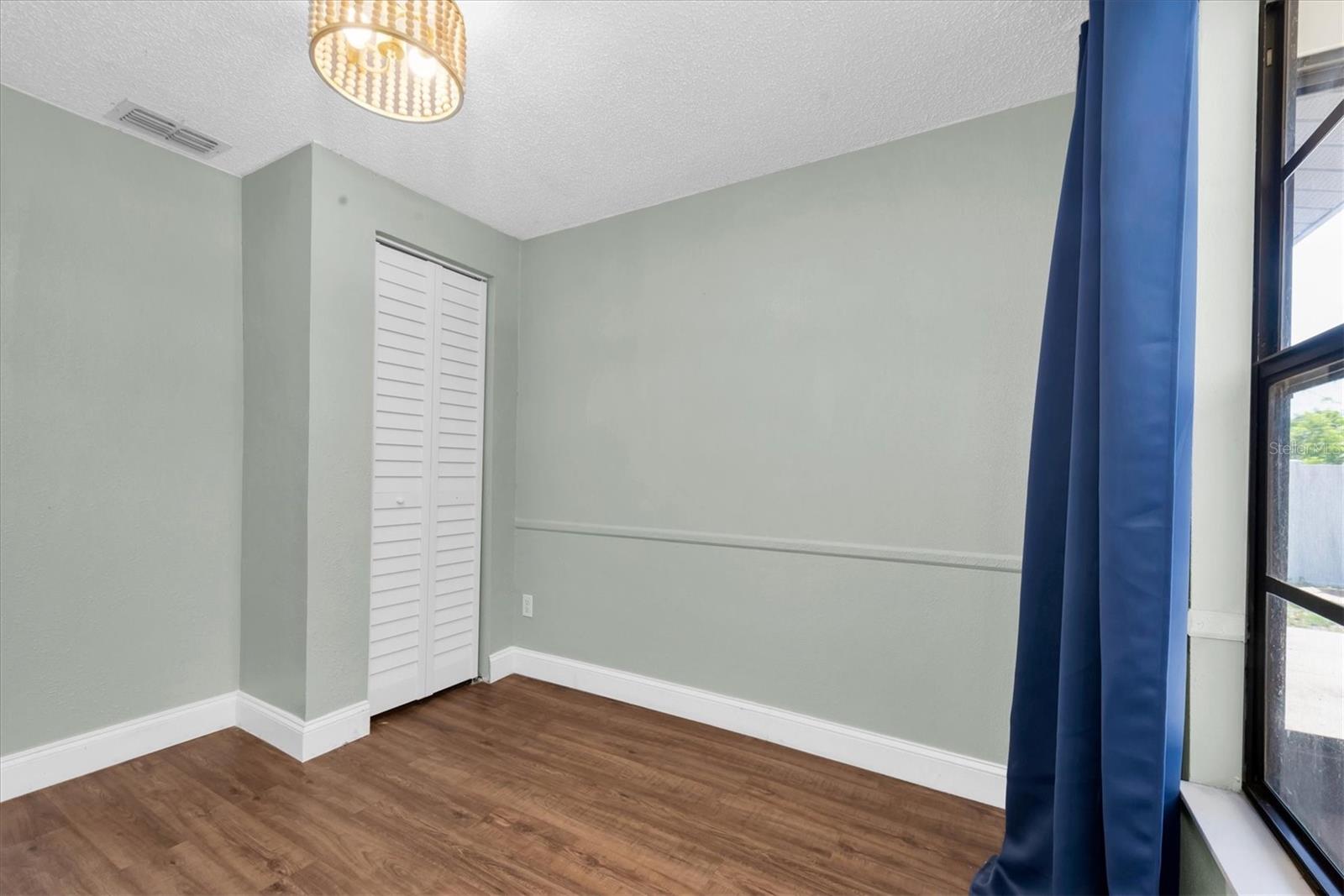 Image 16 of 33 For 502 Timber Bay Circle E