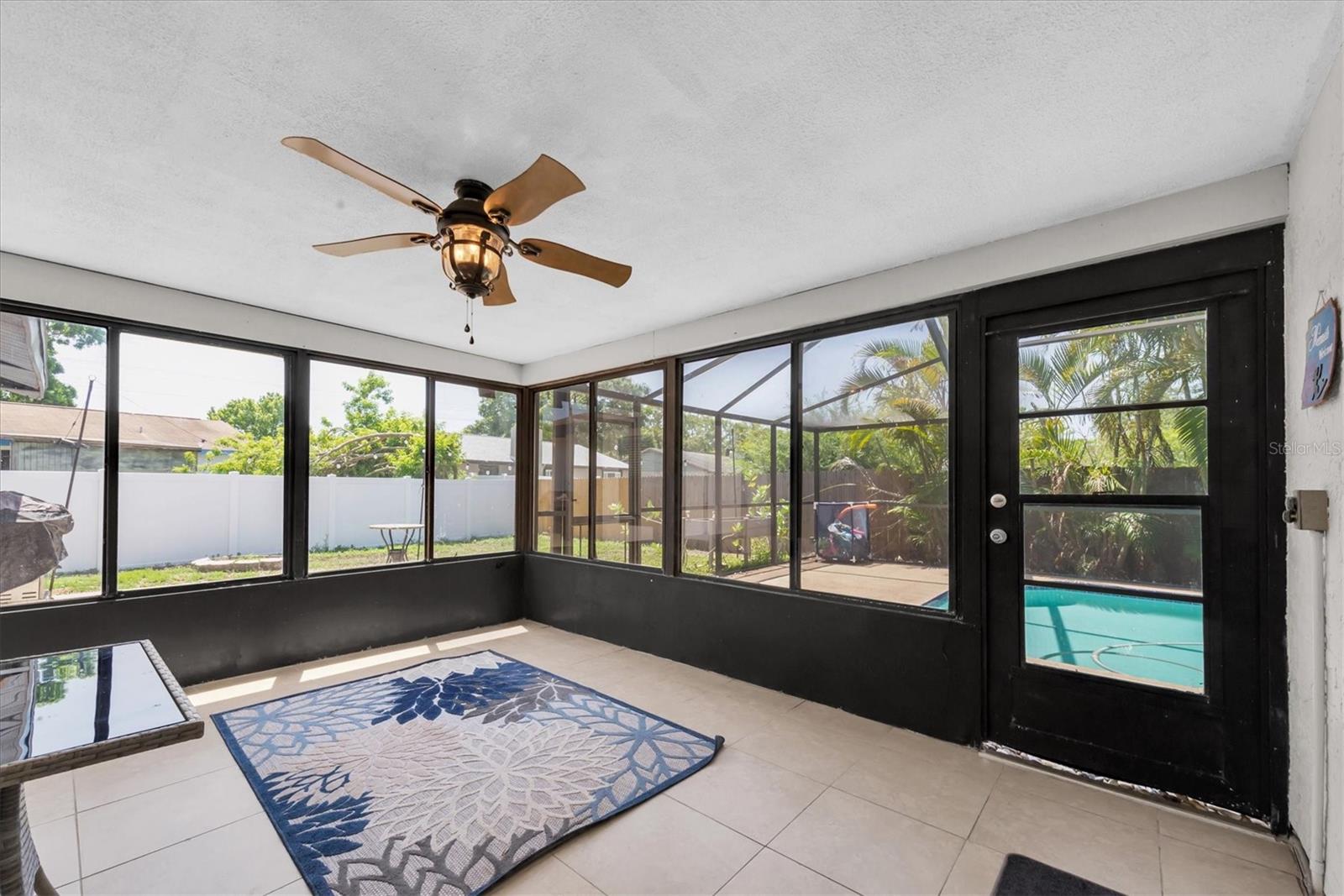 Image 26 of 33 For 502 Timber Bay Circle E