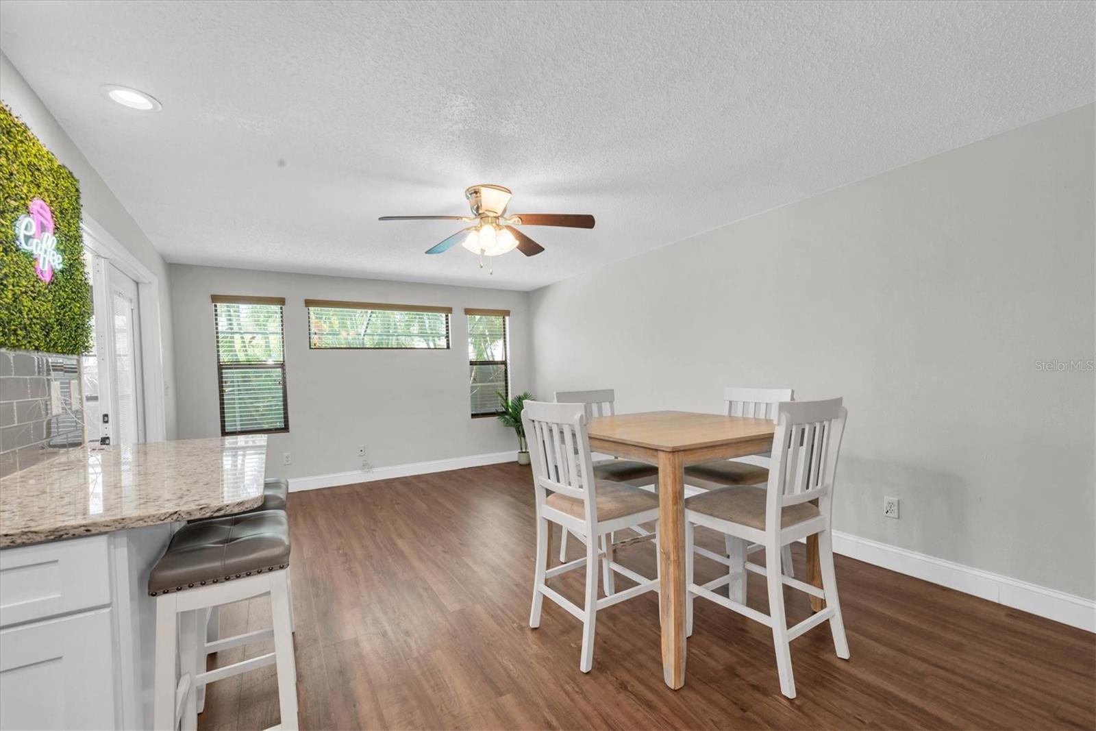 Image 9 of 33 For 502 Timber Bay Circle E