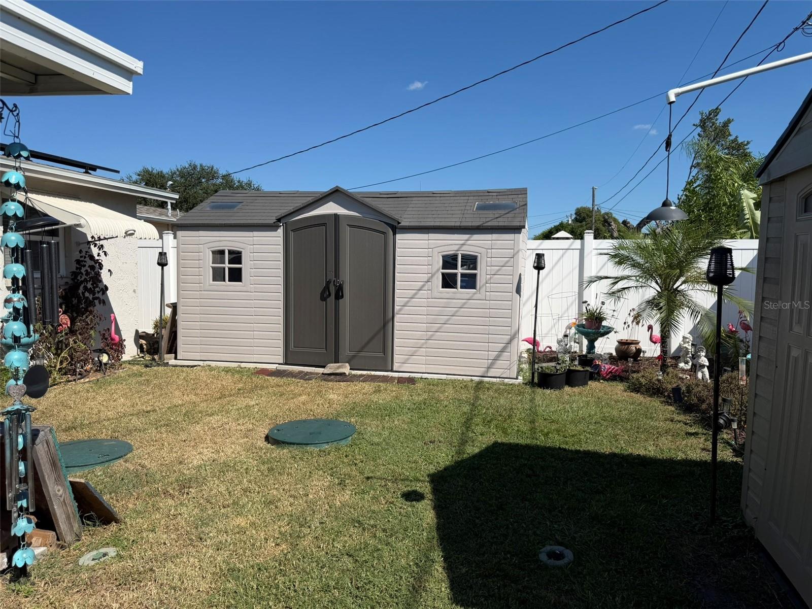 Image 16 of 21 For 3844 Redwood Drive