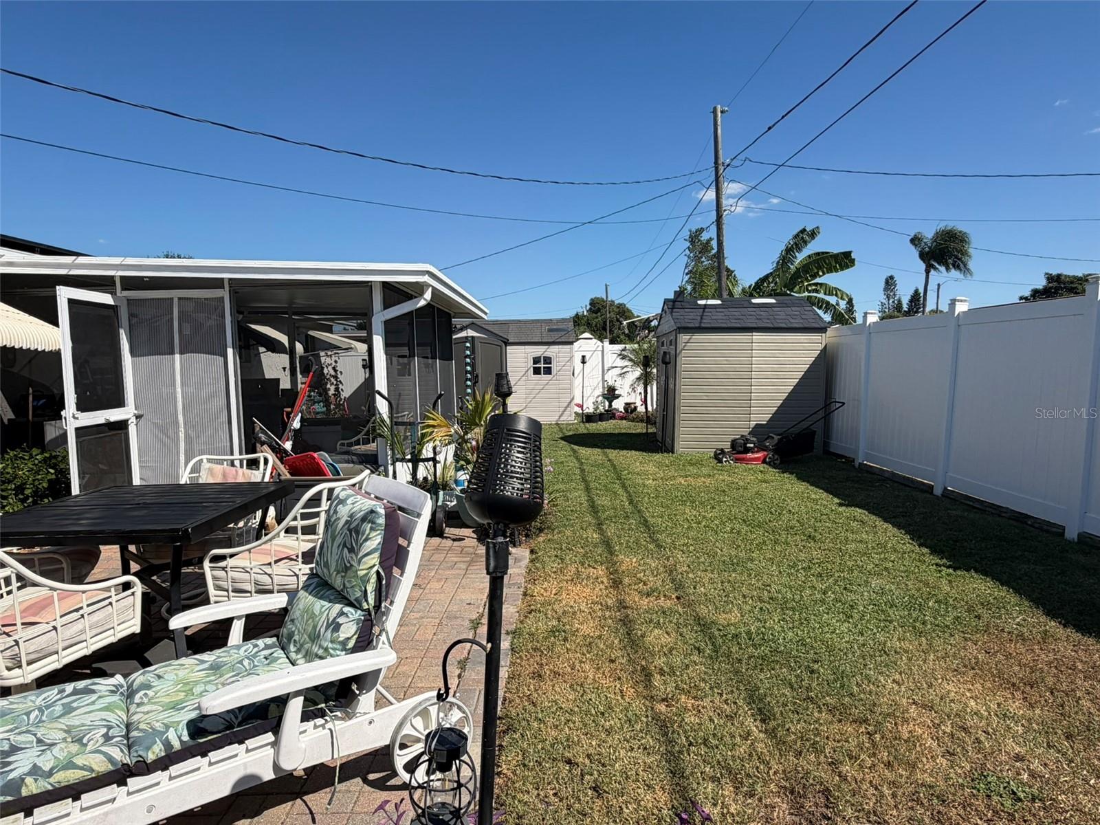 Image 19 of 21 For 3844 Redwood Drive