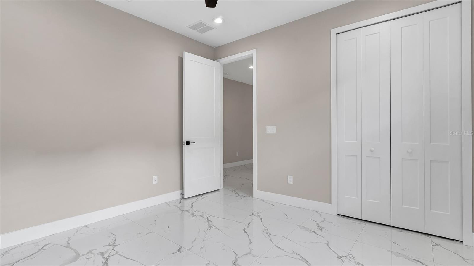 Image 17 of 34 For 2835 60th Avenue N