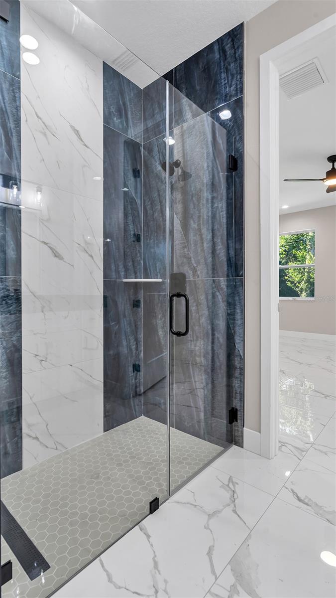 Image 25 of 34 For 2835 60th Avenue N