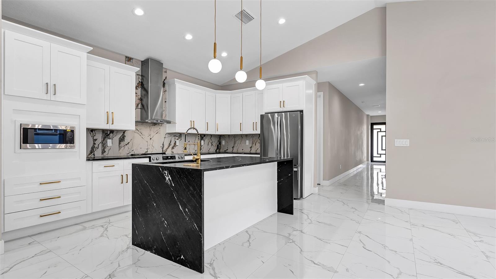 Image 8 of 34 For 2835 60th Avenue N