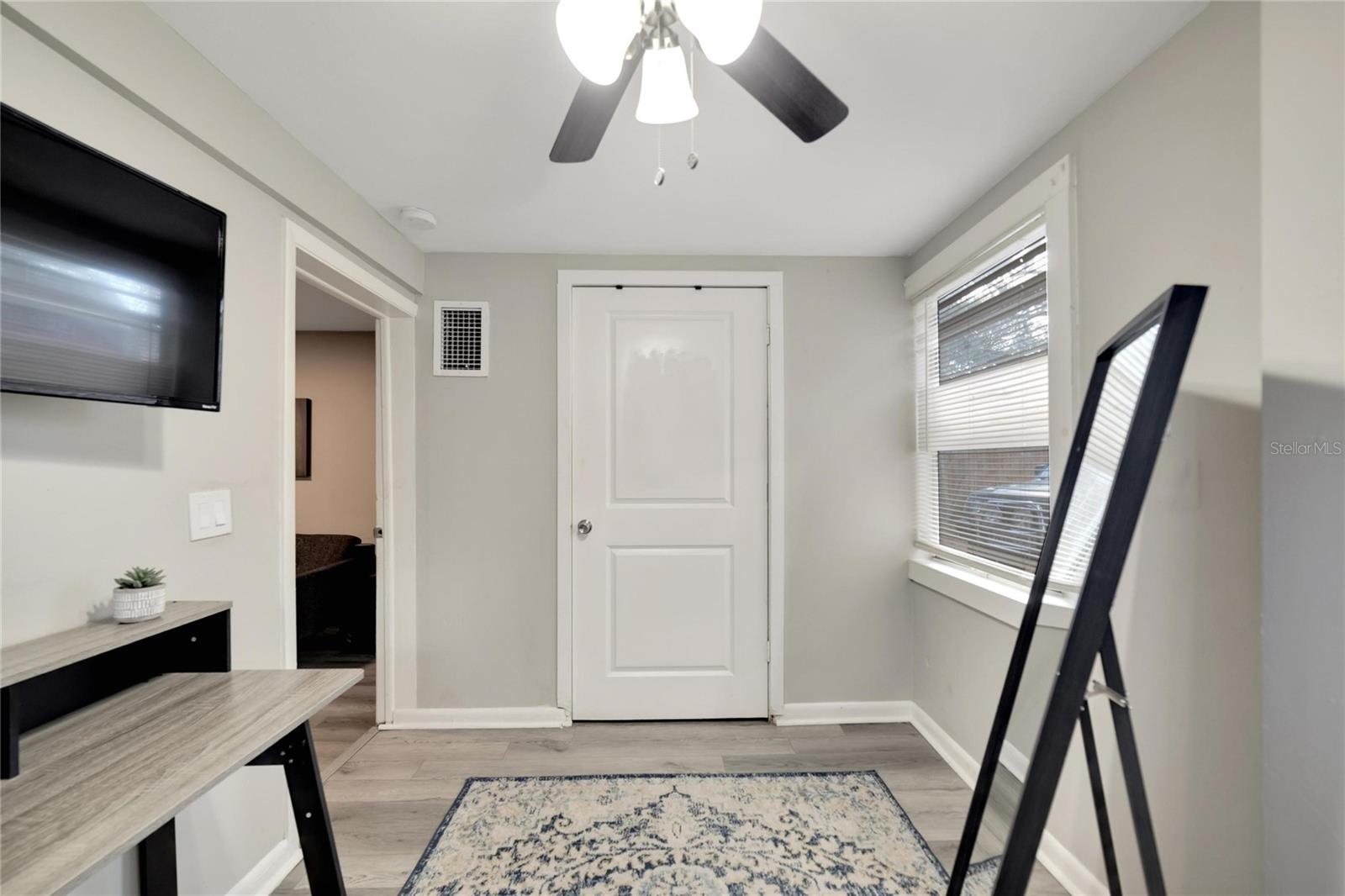 Image 11 of 39 For 4209 14th Street