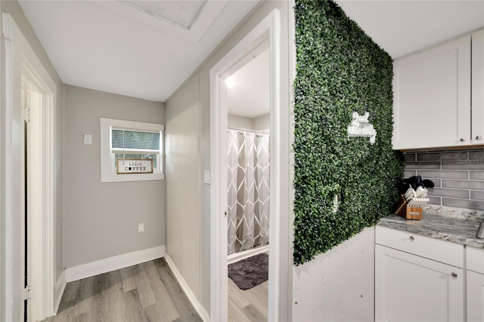 Image 27 of 39 For 4209 14th Street