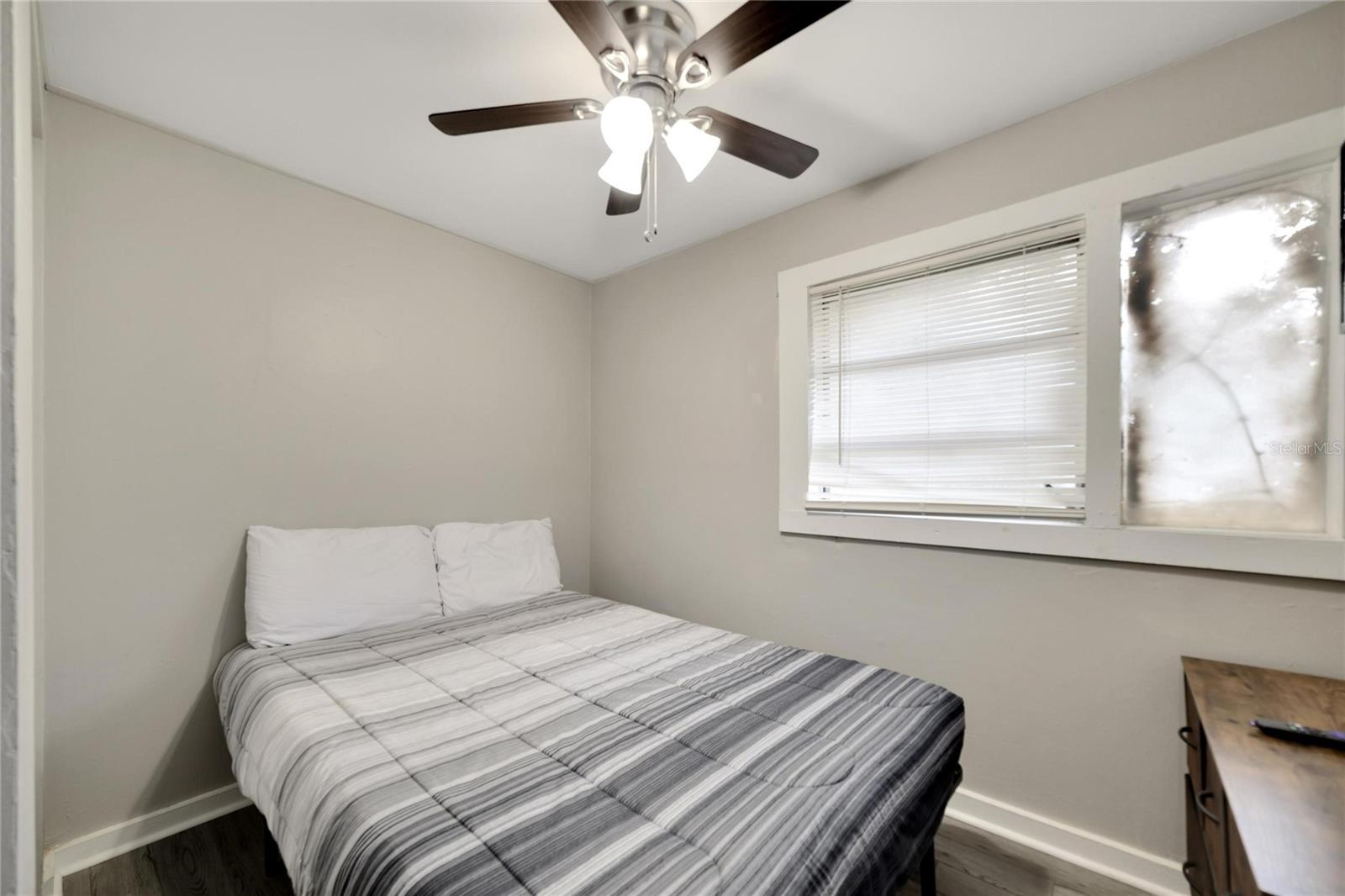 Image 33 of 39 For 4209 14th Street