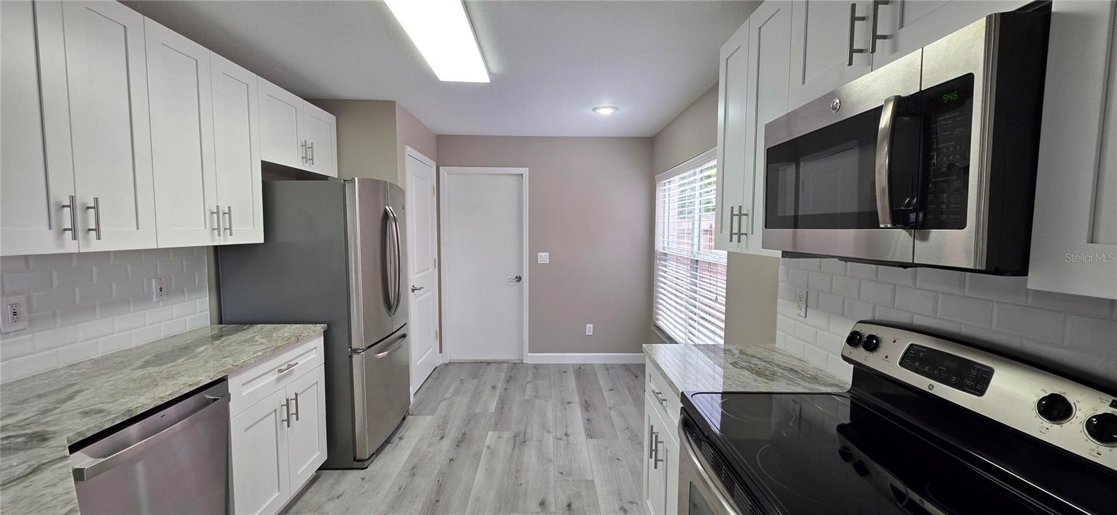 Image 20 of 61 For 11143 Bramblebrush Street