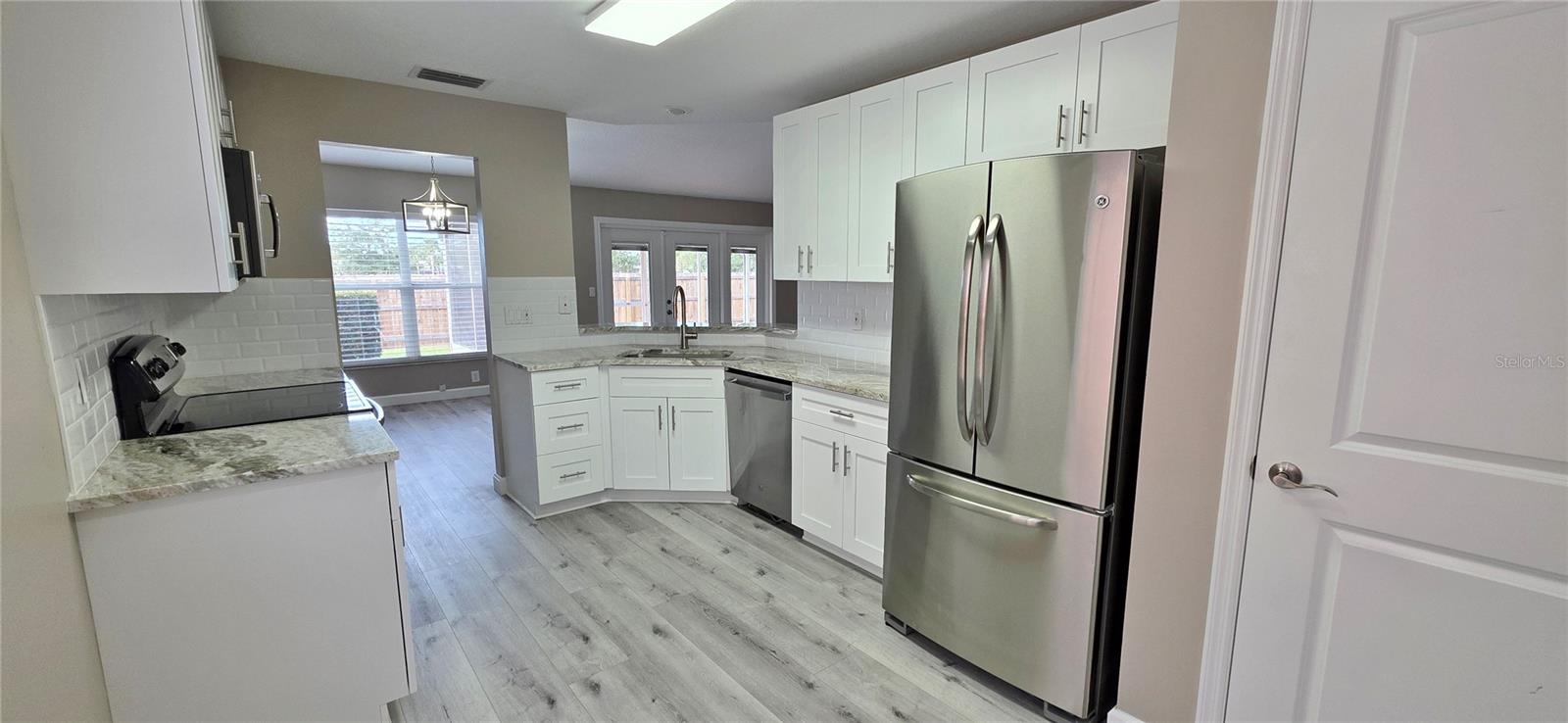 Image 26 of 61 For 11143 Bramblebrush Street