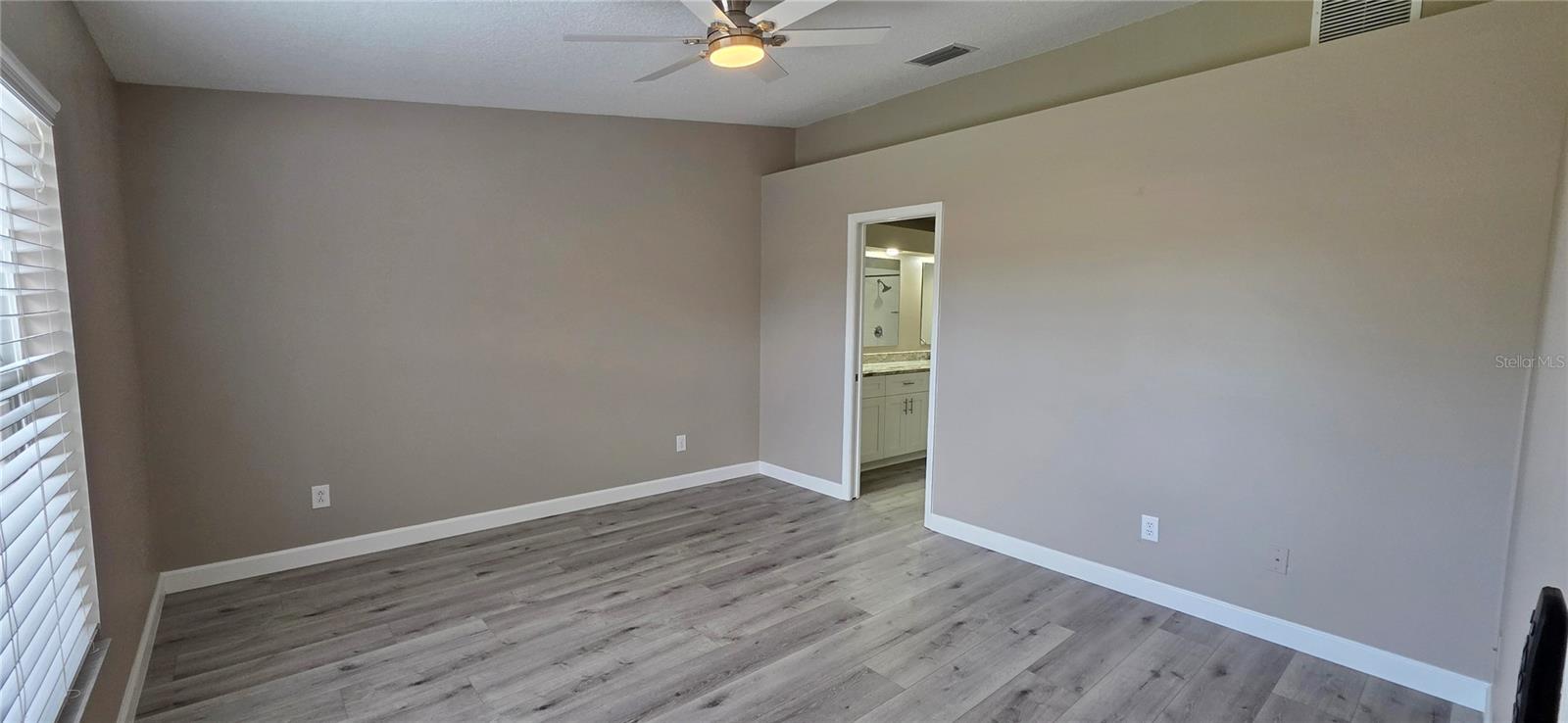 Image 28 of 61 For 11143 Bramblebrush Street