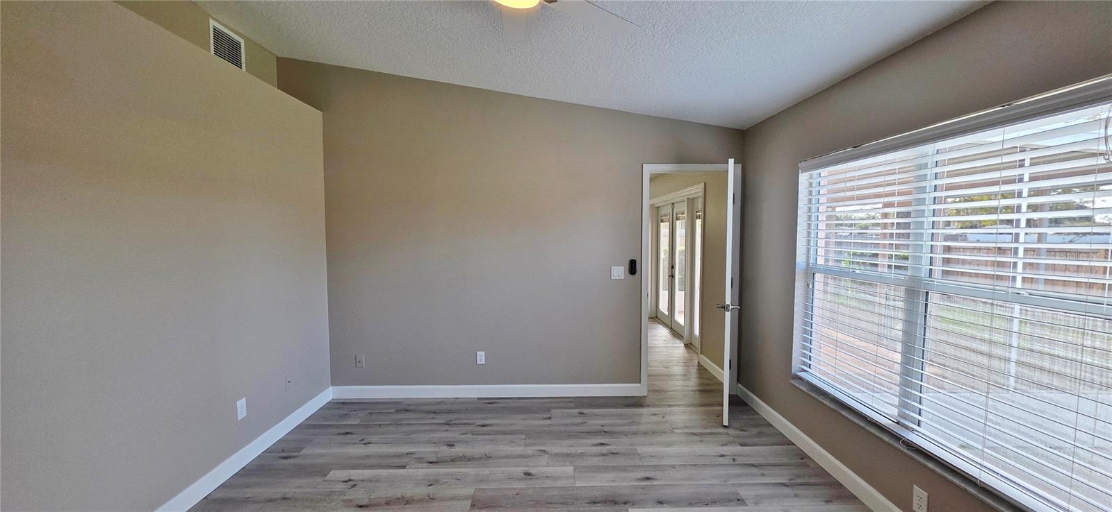 Image 32 of 61 For 11143 Bramblebrush Street