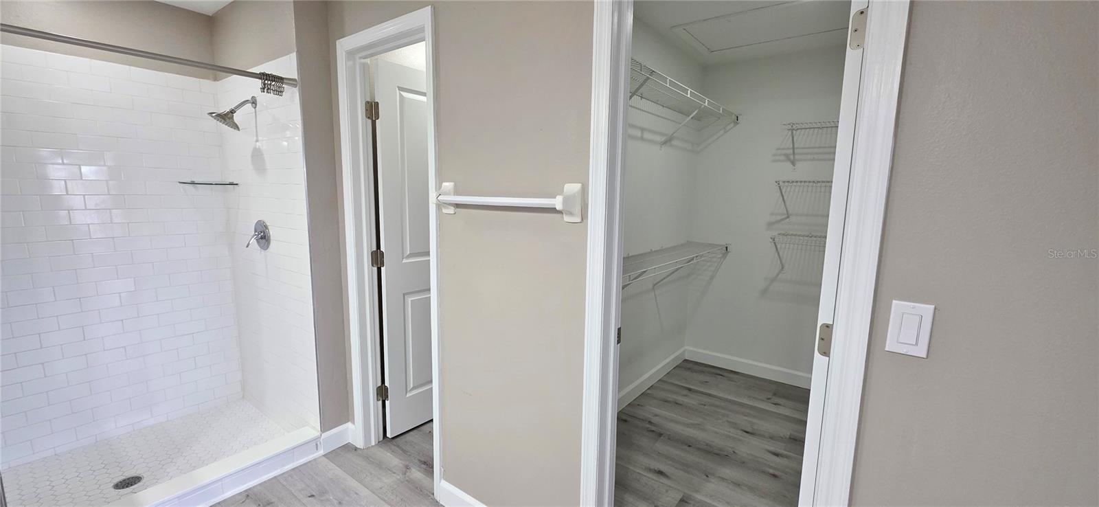 Image 36 of 61 For 11143 Bramblebrush Street