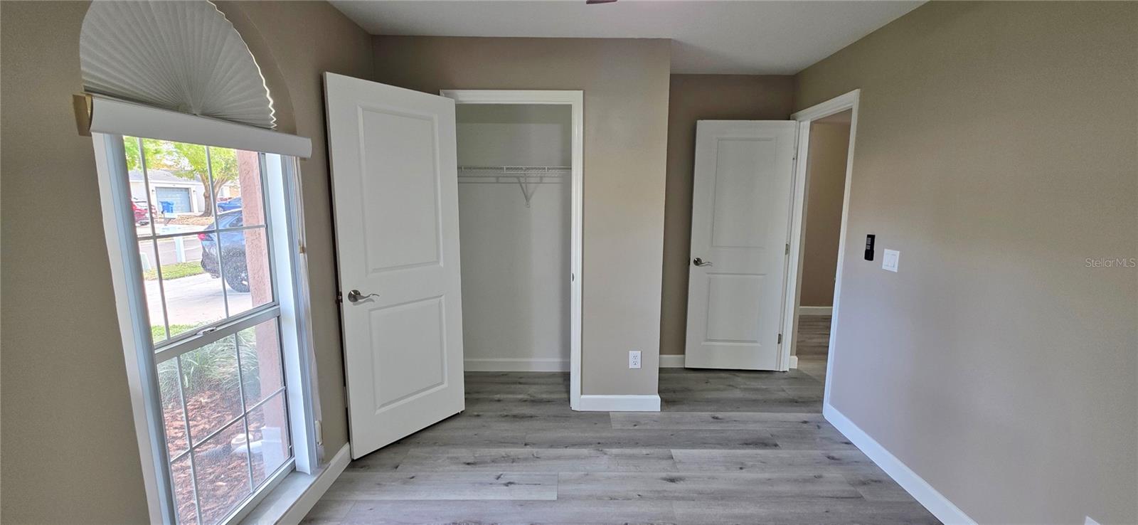 Image 42 of 61 For 11143 Bramblebrush Street