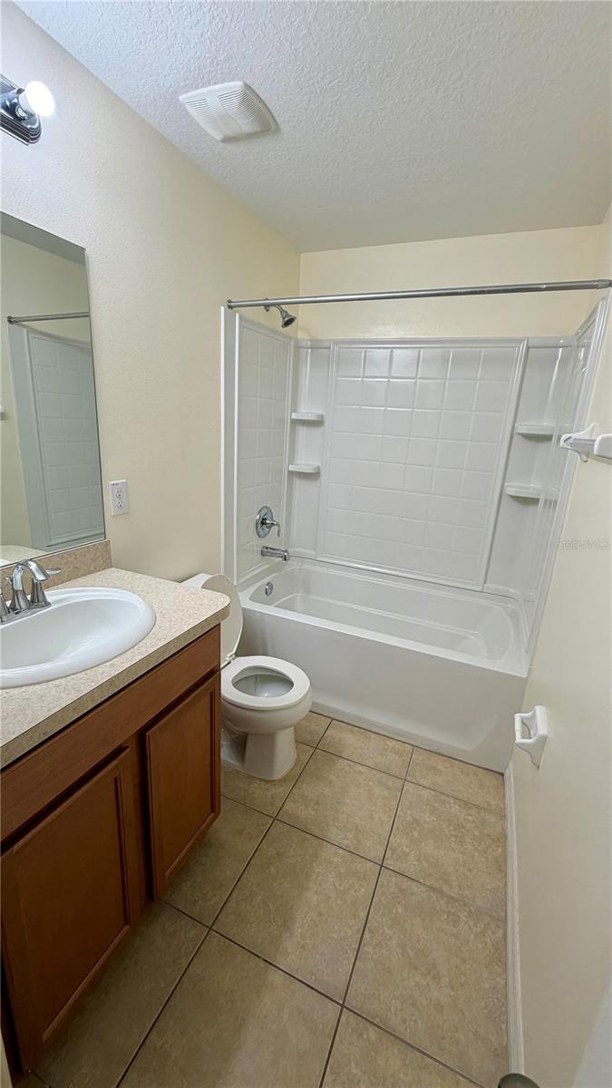 Image 16 of 17 For 5411 Limestone Ln