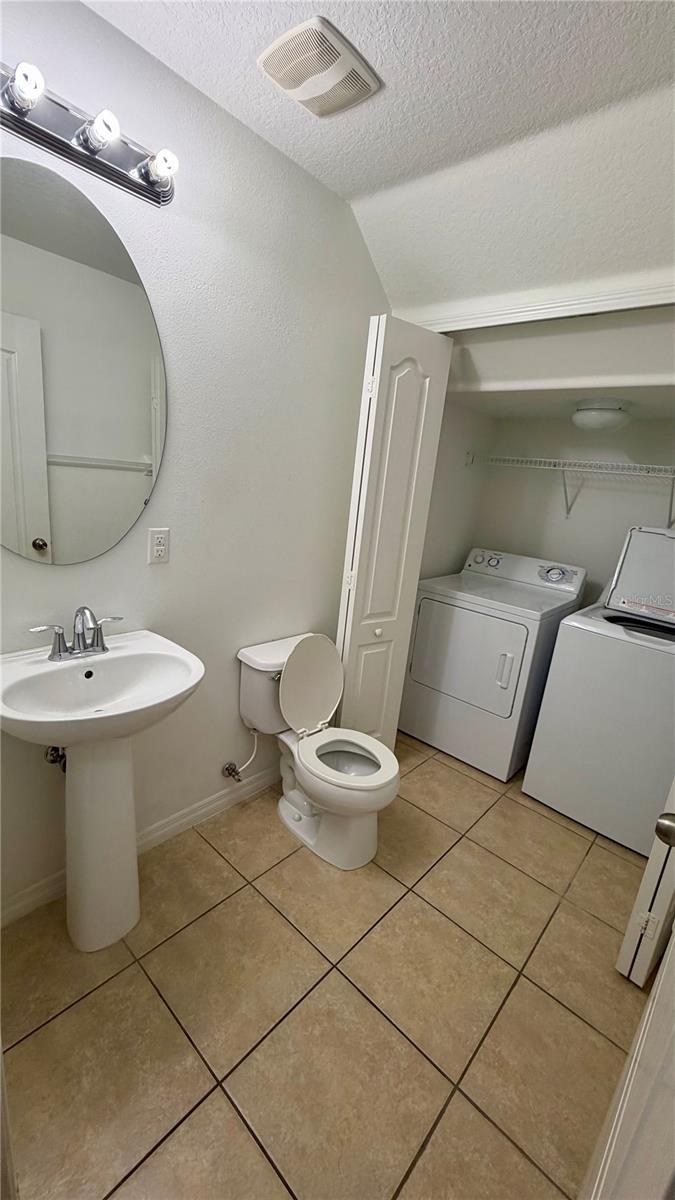 Image 6 of 17 For 5411 Limestone Ln