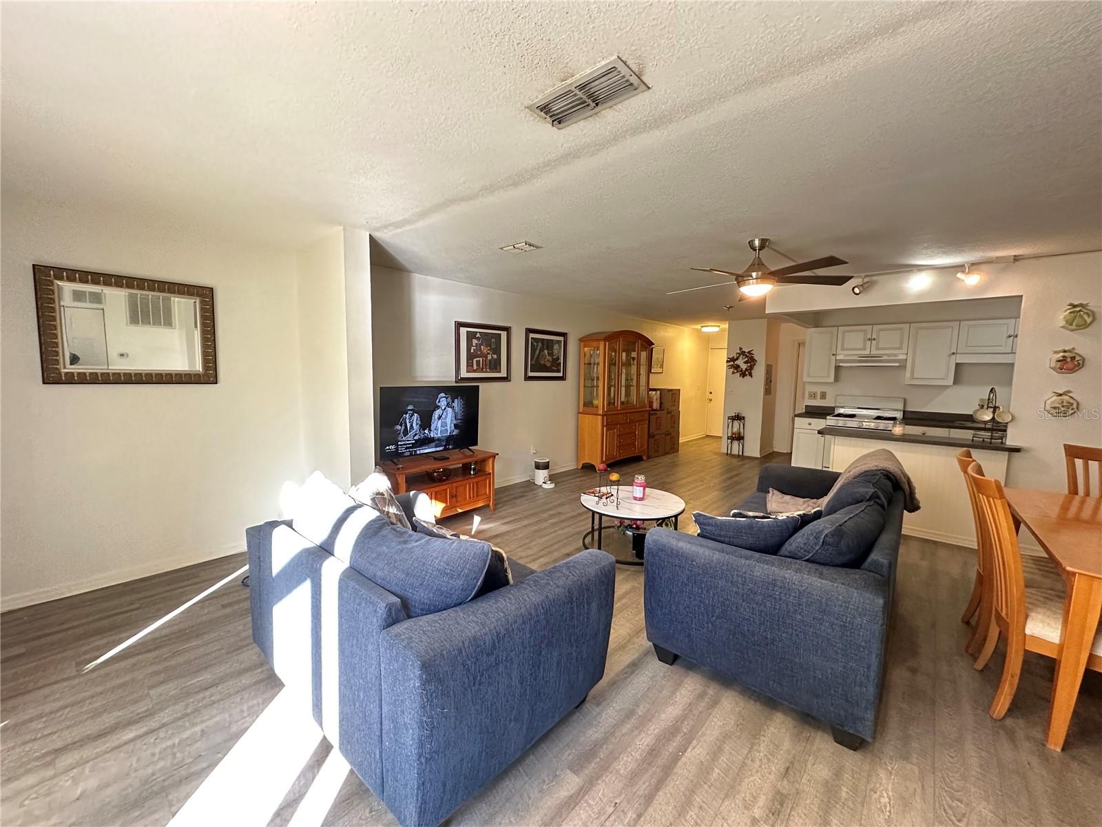 Image 8 of 11 For 5980 80th Street N 108