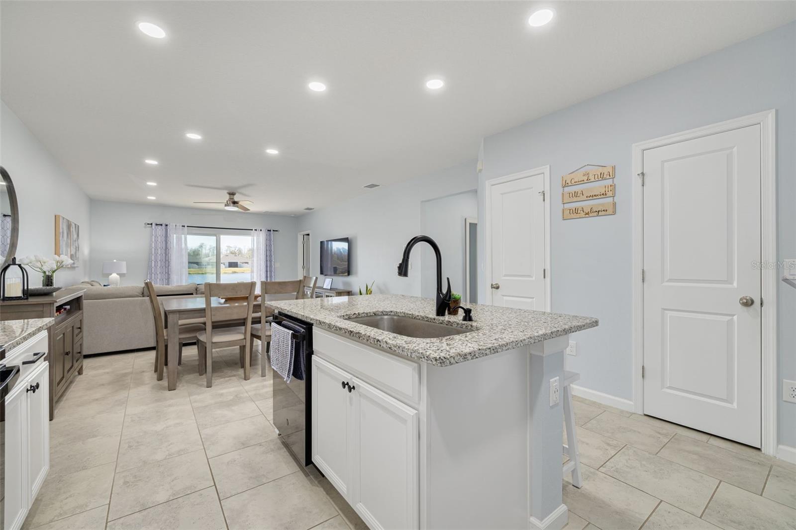 Image 12 of 32 For 18158 Turning Leaf Circle