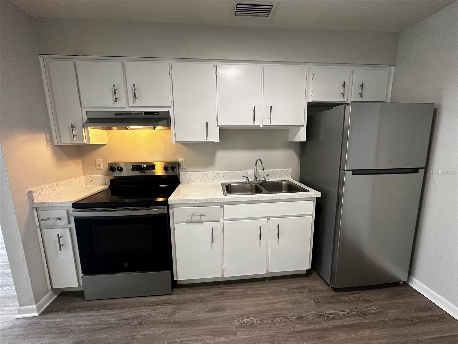 Image 4 of 16 For 5141 72nd Avenue N