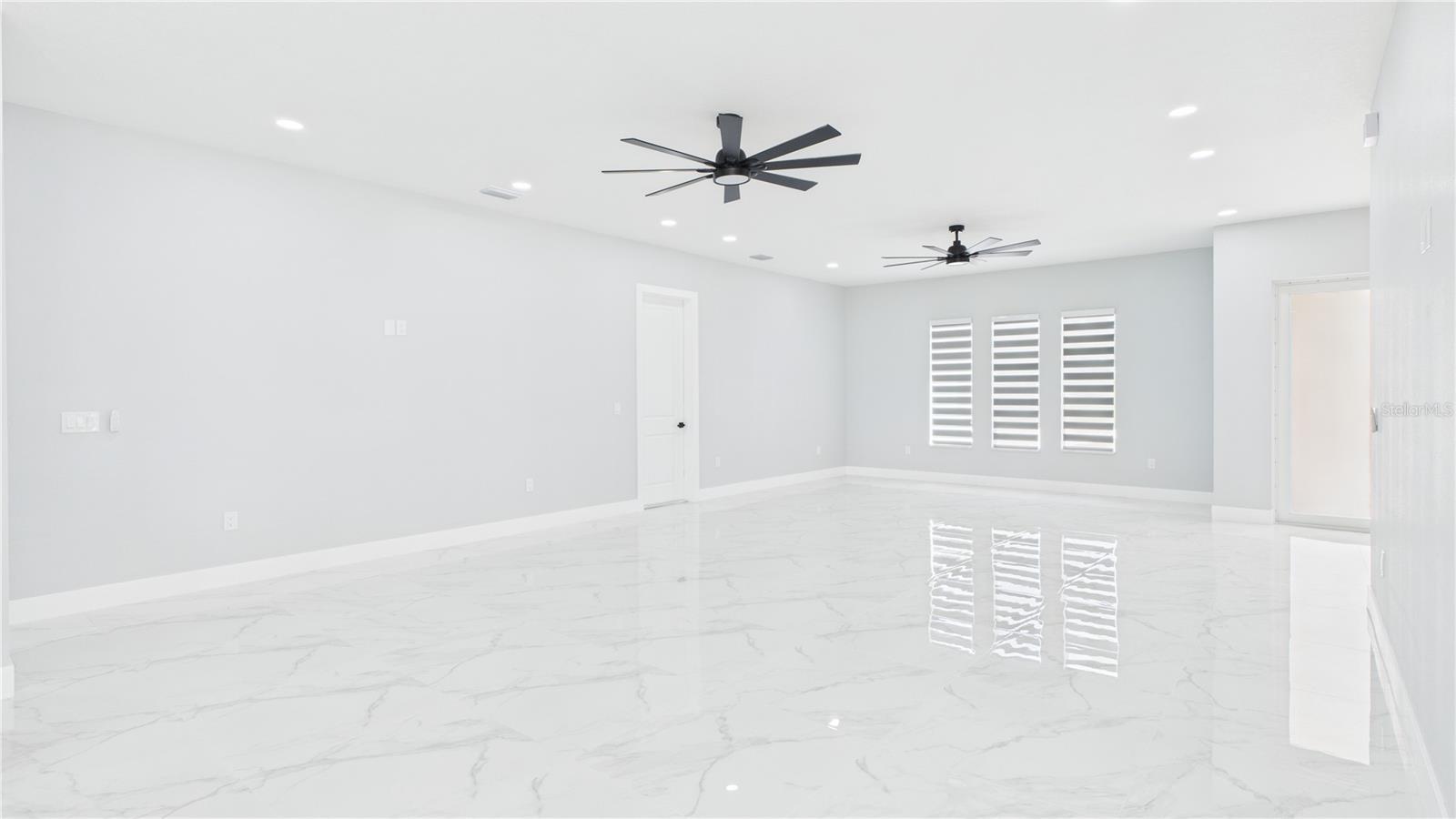 Image 10 of 52 For 1515 30th Street Se