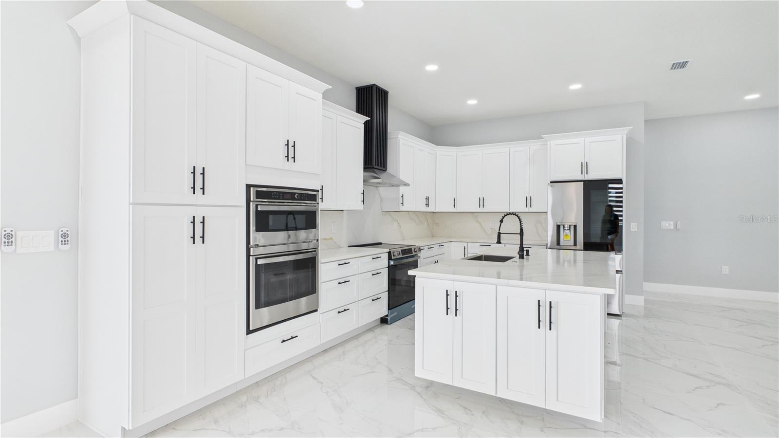 Image 16 of 52 For 1515 30th Street Se