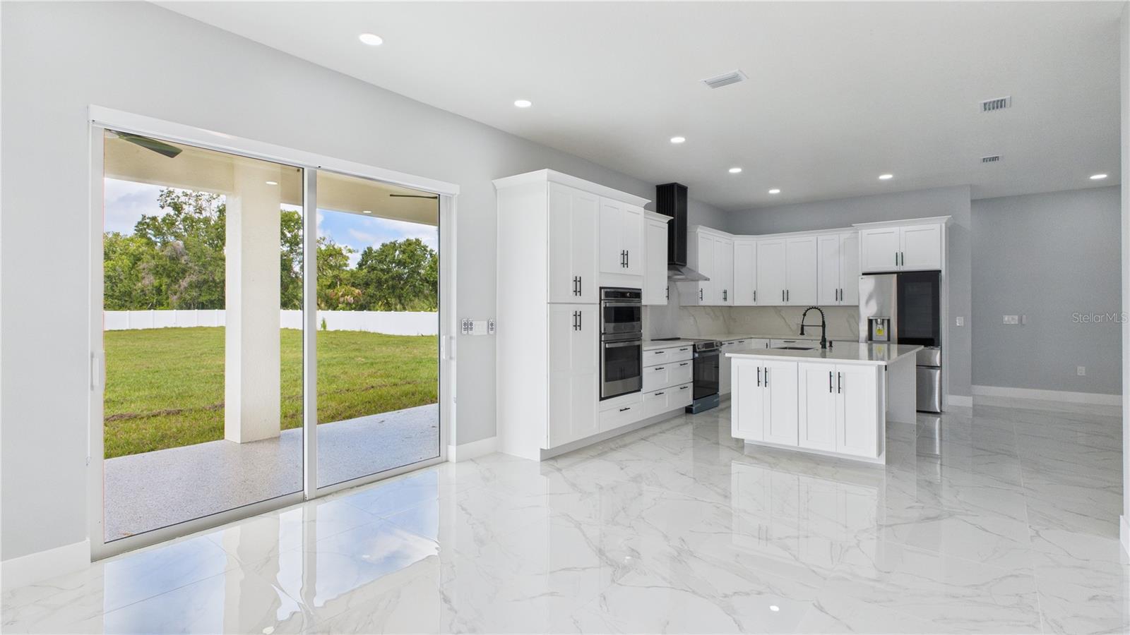 Image 17 of 52 For 1515 30th Street Se