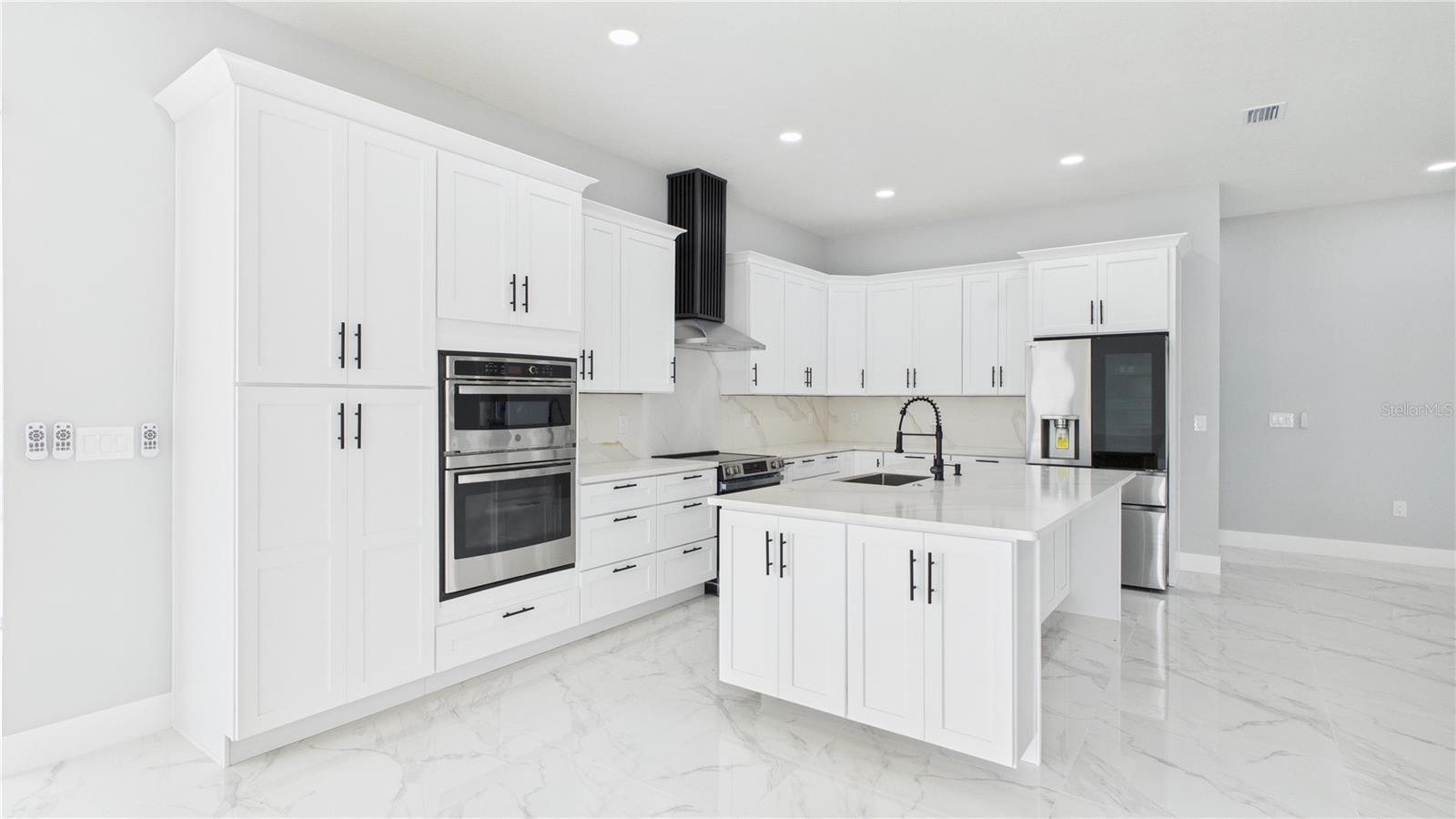 Image 18 of 52 For 1515 30th Street Se