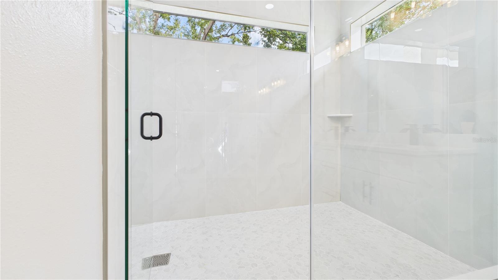 Image 31 of 52 For 1515 30th Street Se