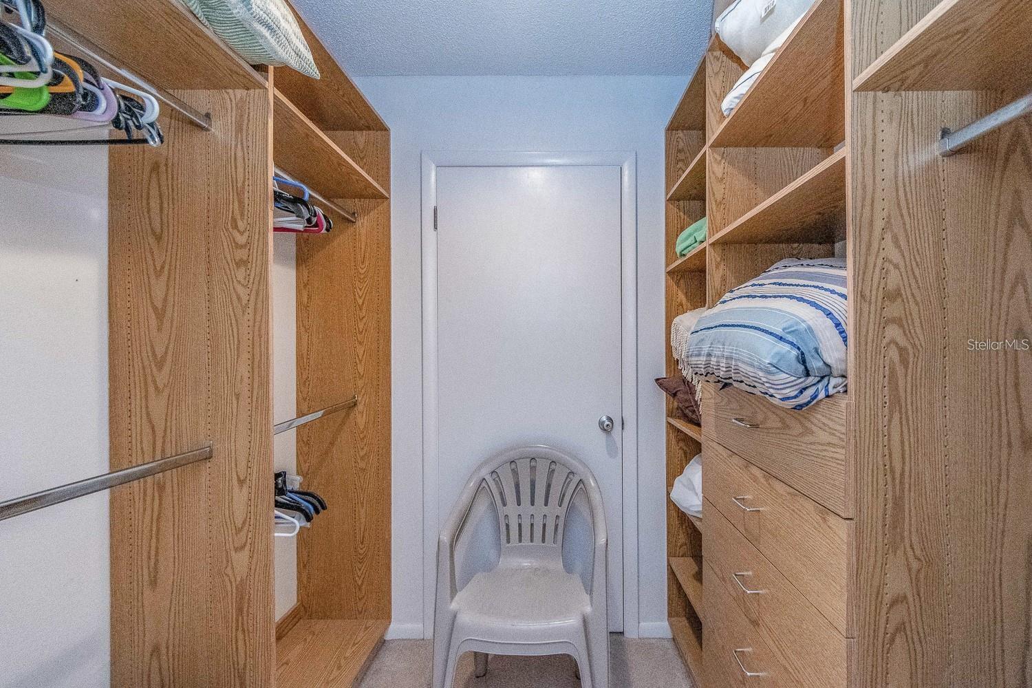 Image 14 of 23 For 450 Gulfview Boulevard 1206