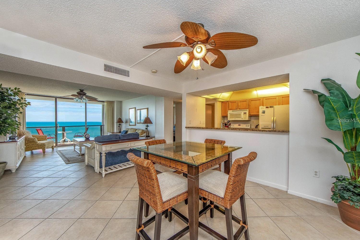 Image 6 of 23 For 450 Gulfview Boulevard 1206