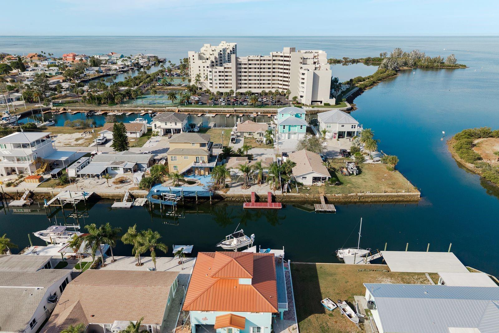 Image 39 of 42 For 13816 Celida Avenue