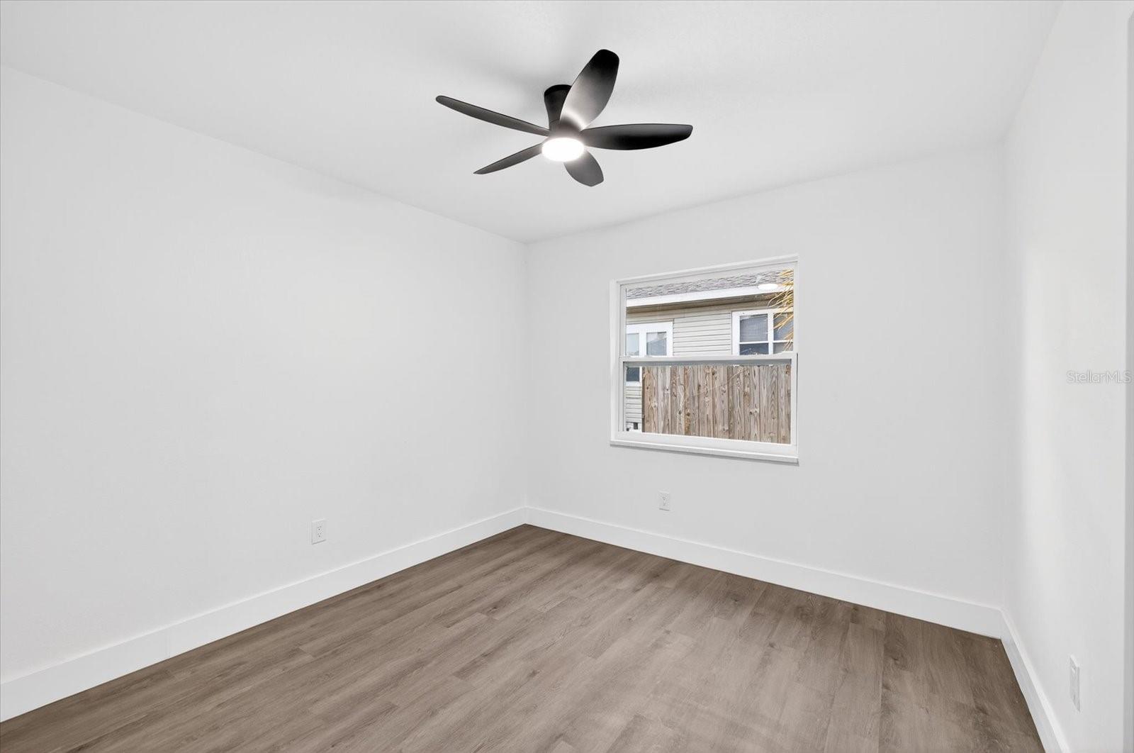 Image 15 of 21 For 4501 16th Avenue S