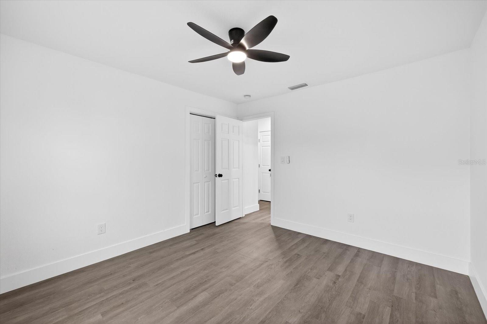 Image 18 of 21 For 4501 16th Avenue S