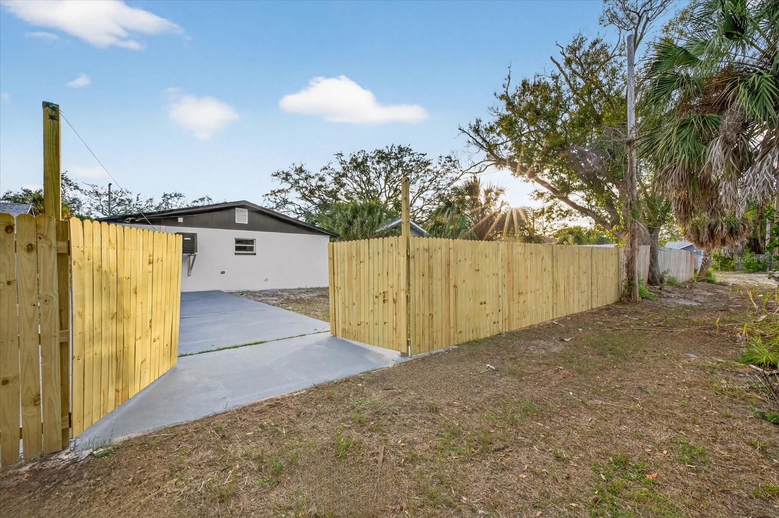 Image 20 of 21 For 4501 16th Avenue S