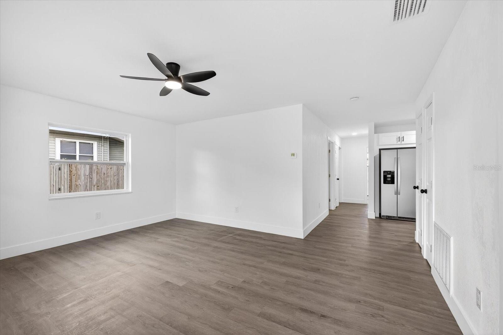 Image 3 of 21 For 4501 16th Avenue S