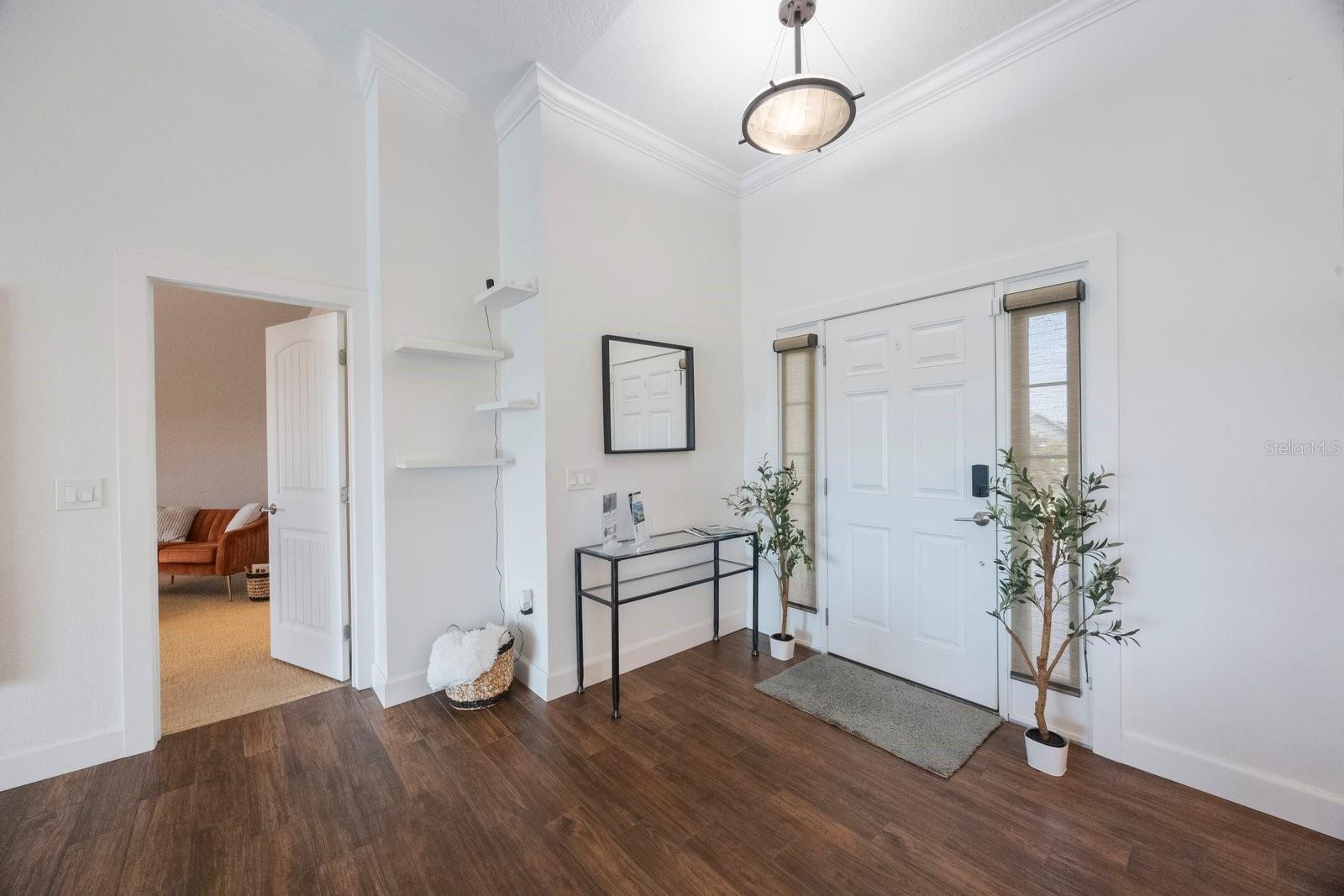 Image 13 of 68 For 826 Christina Circle