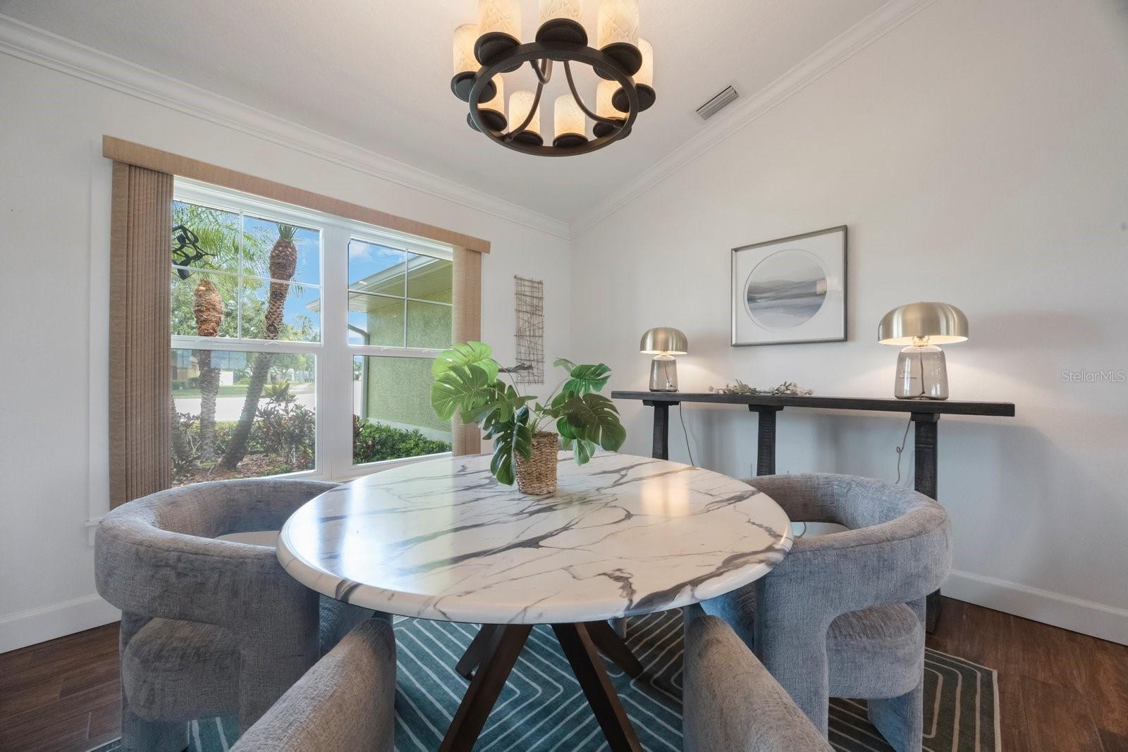 Image 21 of 68 For 826 Christina Circle