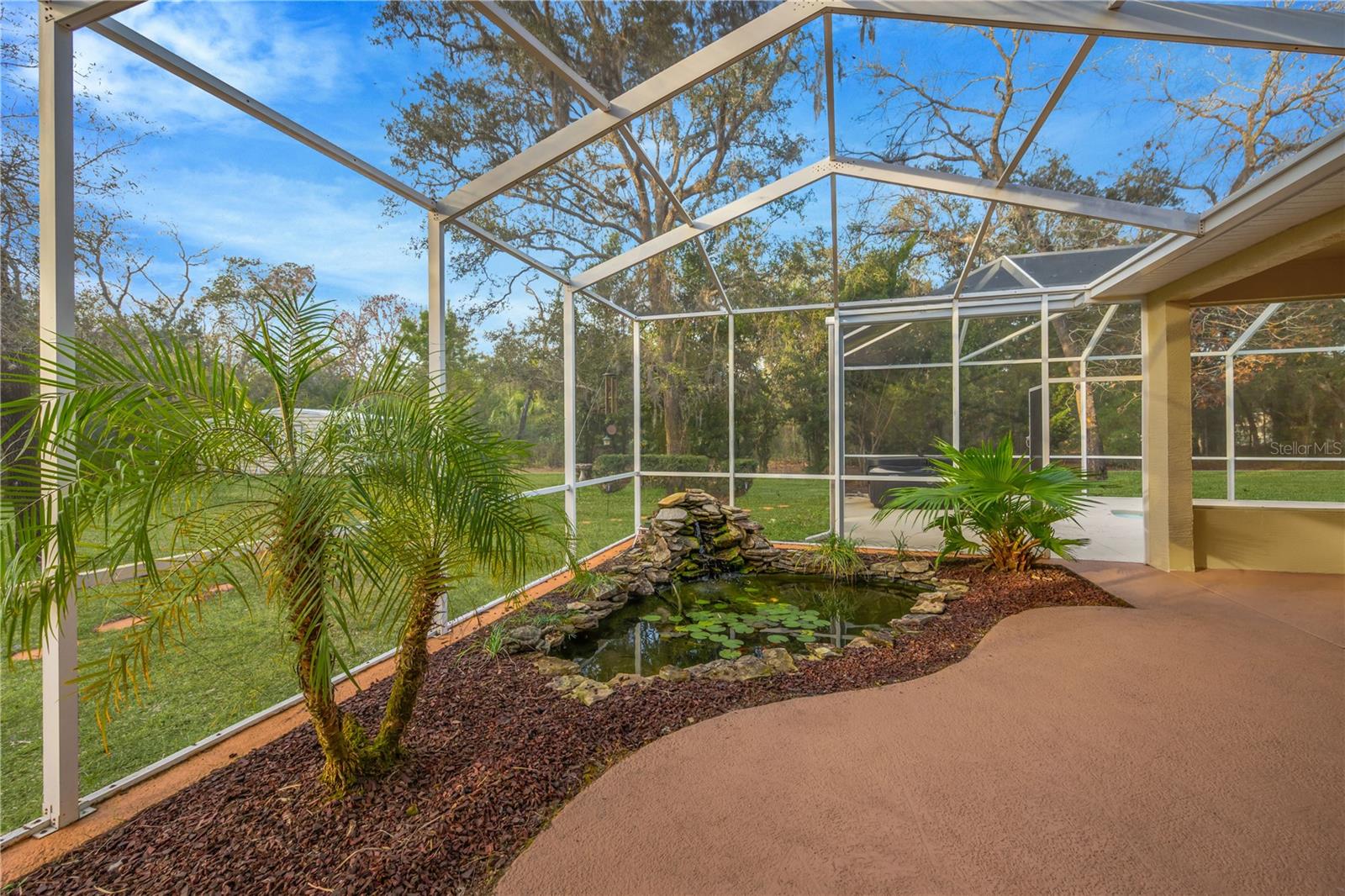 Image 52 of 90 For 18041 Owego Street