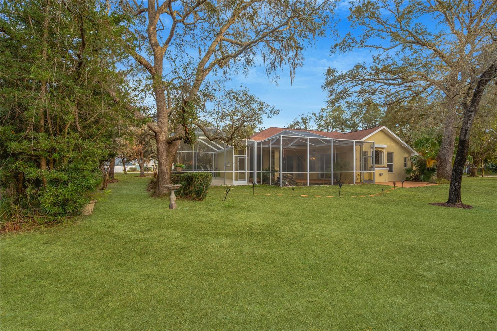 Image 62 of 90 For 18041 Owego Street