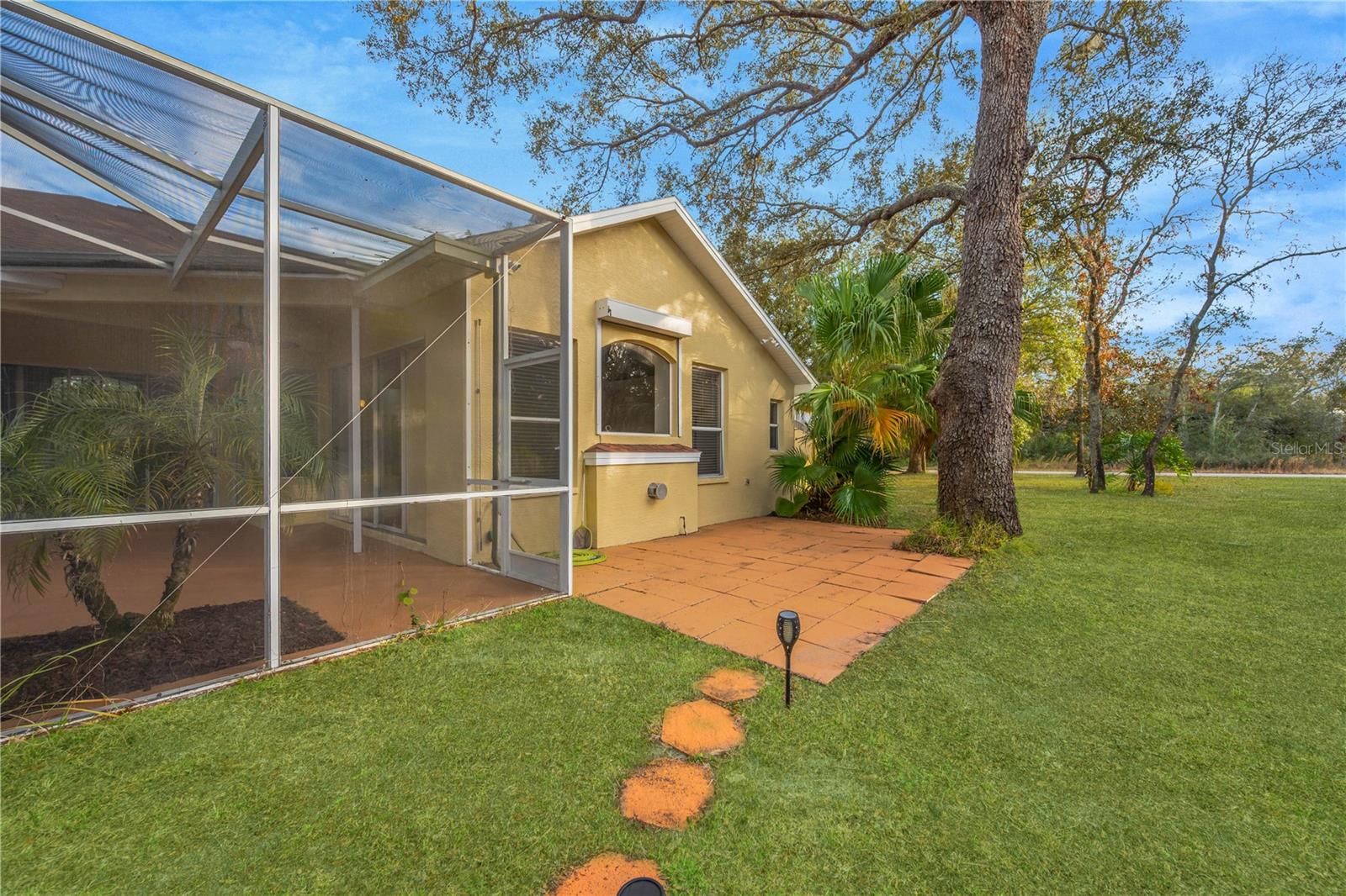 Image 73 of 90 For 18041 Owego Street