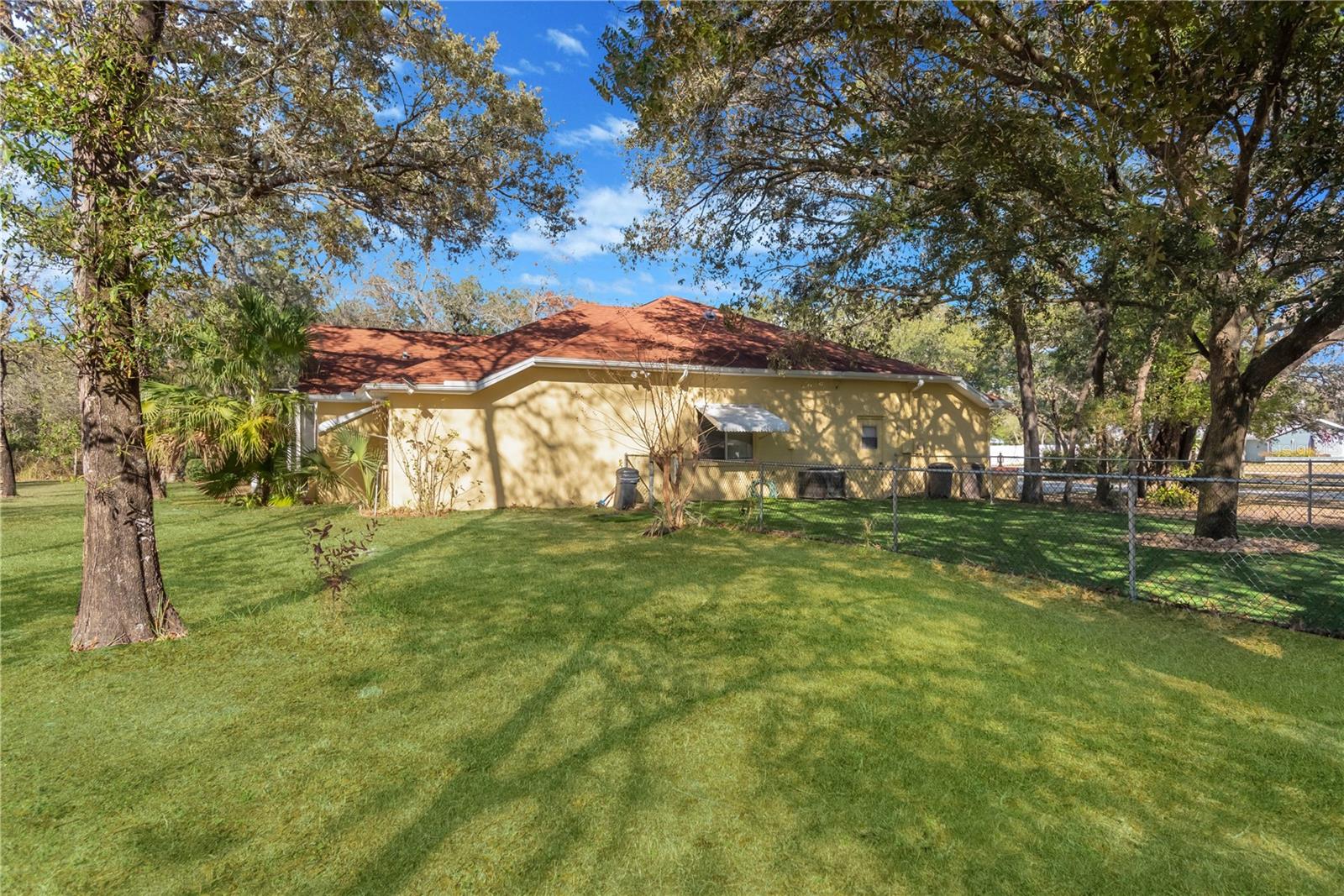 Image 74 of 90 For 18041 Owego Street