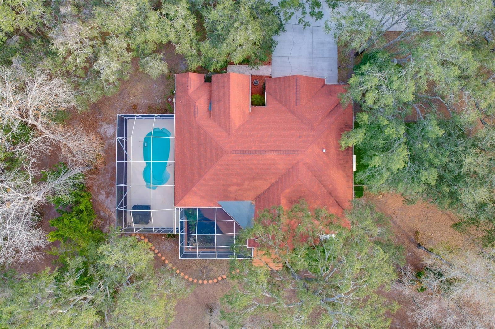 Image 80 of 90 For 18041 Owego Street