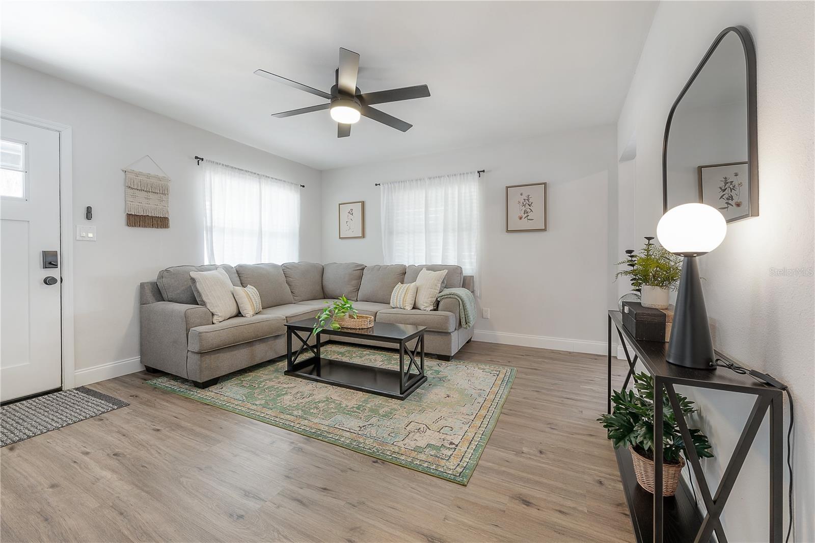 Image 10 of 42 For 2400 34th Avenue N