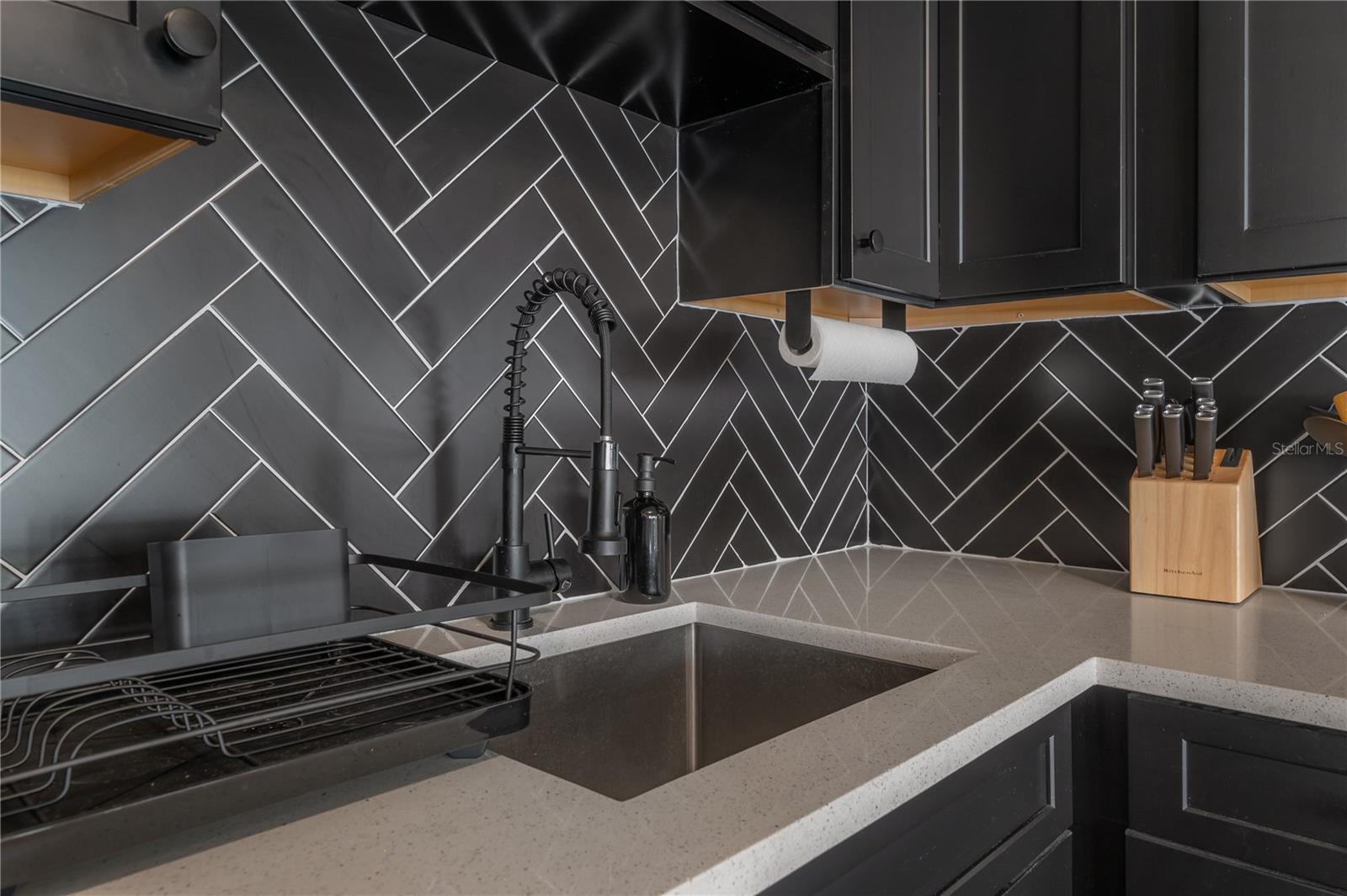 Image 16 of 42 For 2400 34th Avenue N